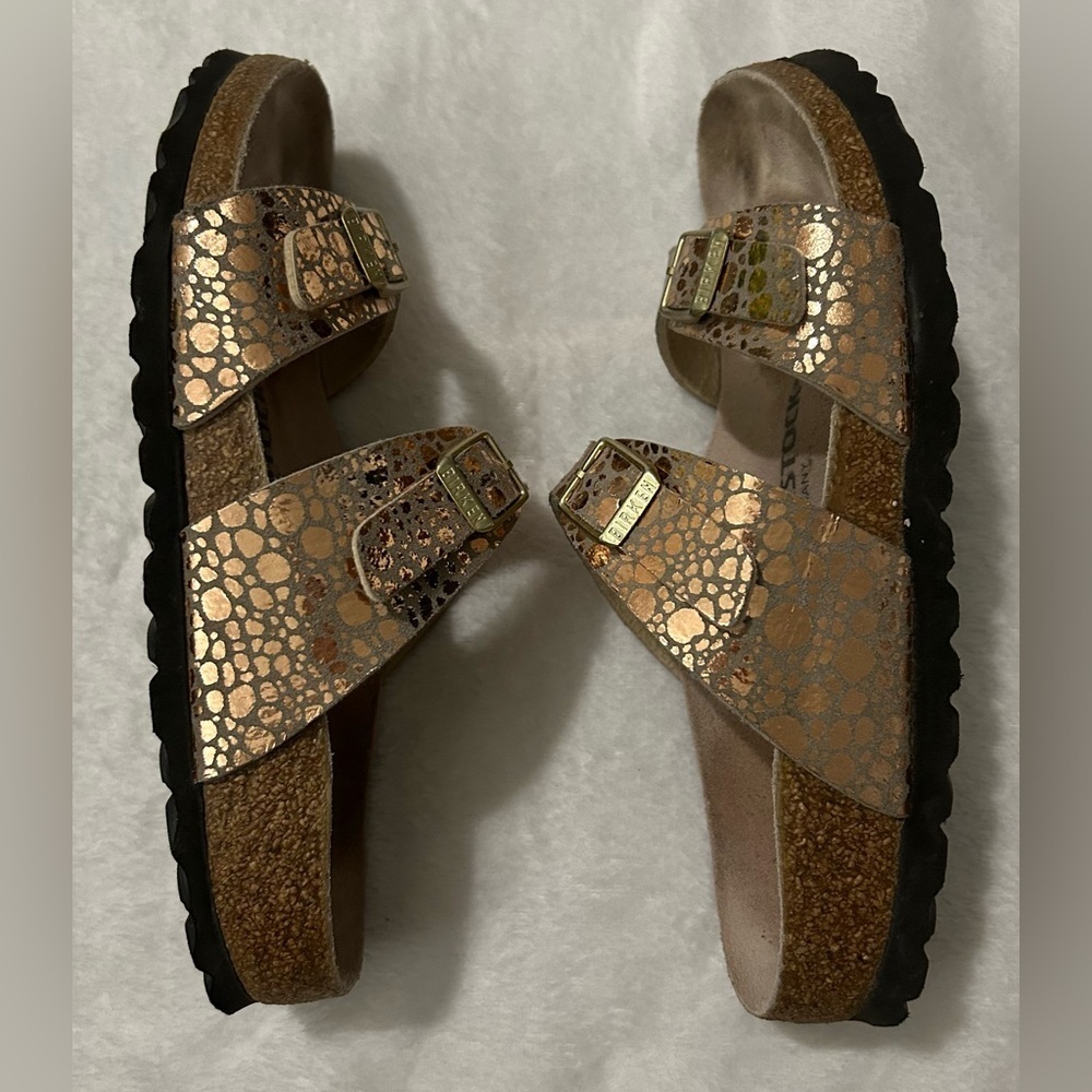 Birkenstock Arizona Sz 5(36) RoseGold Metallic Stone Two-Strap Buckle Sandals - Picture 4 of 8